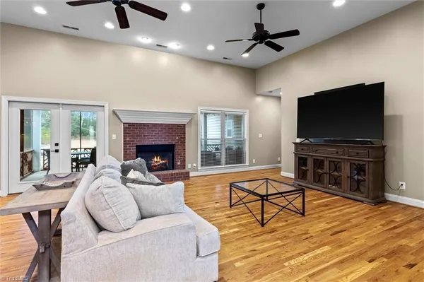 $725,000 | 1096 Corner Road, Pinnacle, NC 27043