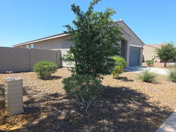 $2,225 | 18085 West Elm Street, Goodyear, AZ 85395