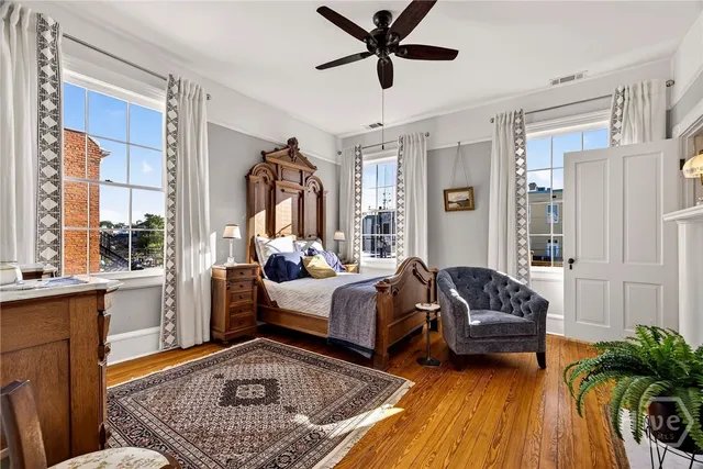 $598,000 | 15 East Jones Street, Unit 3B, Savannah, GA 31401