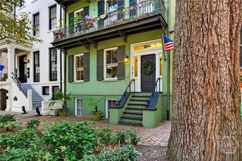 $598,000 | 15 East Jones Street, Unit 3B, Savannah, GA 31401