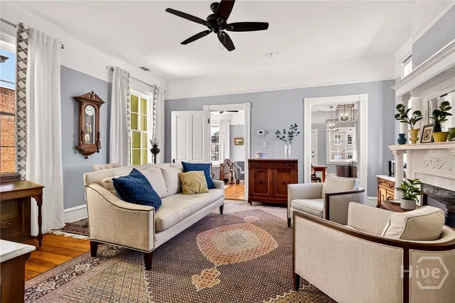 $598,000 | 15 East Jones Street, Unit 3B, Savannah, GA 31401