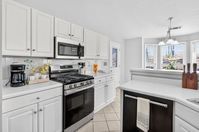 $419,500 | 5926 Clipper Bay, Flowery Branch, GA 30542