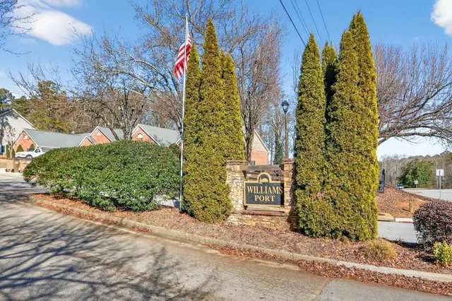 $419,500 | 5926 Clipper Bay, Flowery Branch, GA 30542