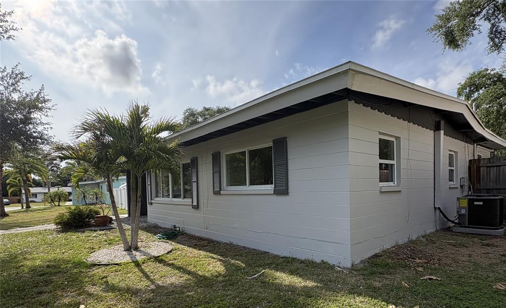 10543 51st Terrace North St. Petersburg, FL 33708 - Photo 16 of 20