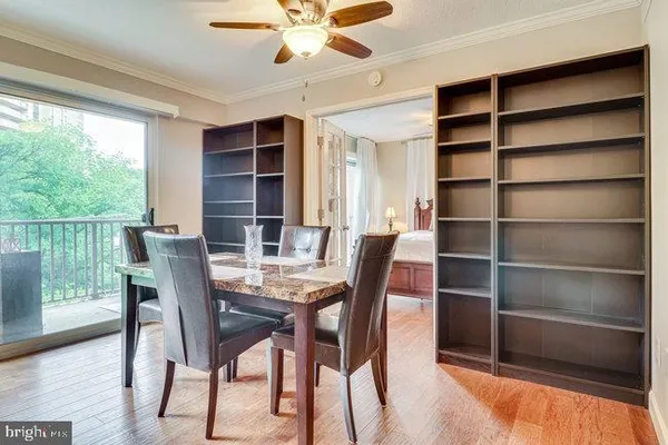 $2,250 | 1300 Army Navy Drive, Unit 511, Arlington, VA 22202