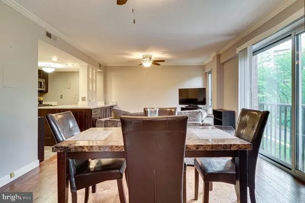 $2,250 | 1300 Army Navy Drive, Unit 511, Arlington, VA 22202