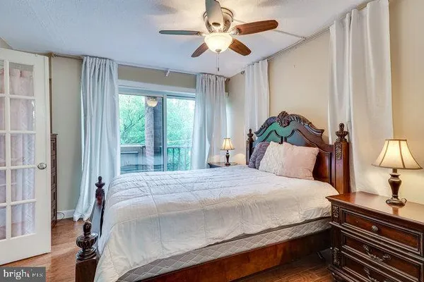 $2,250 | 1300 Army Navy Drive, Unit 511, Arlington, VA 22202