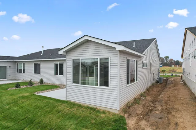 $399,900 | 264 Gambel Street, River Falls, WI 54022