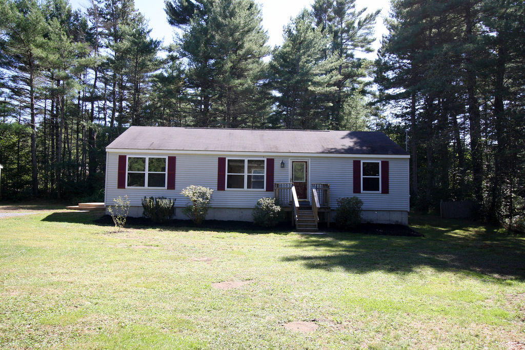 321 Ridlon Road Berwick, ME 03901 - Photo 2 of 34 IMG_5155