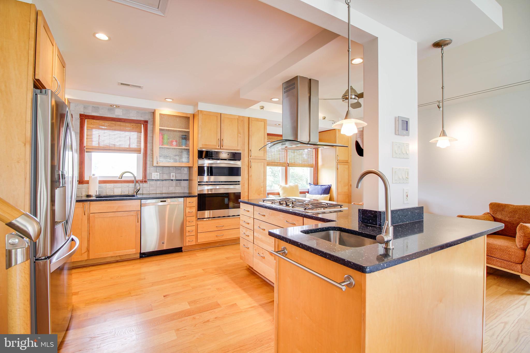 936 Cromwell Bridge Road Towson, MD 21286 - Photo 14 of 58 Lots of natural light