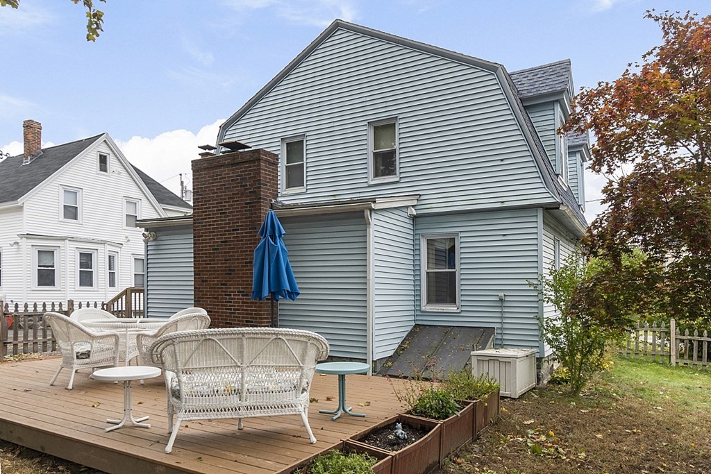 4 McKinley Street Maynard, MA 01754 - Photo 8 of 38 Gallery Image 8