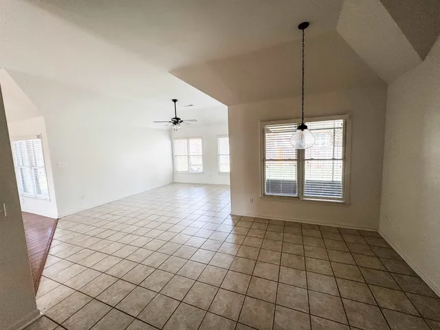 $2,400 | 284 Holly Cove, Collierville, TN 38017