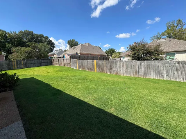 $2,400 | 284 Holly Cove, Collierville, TN 38017