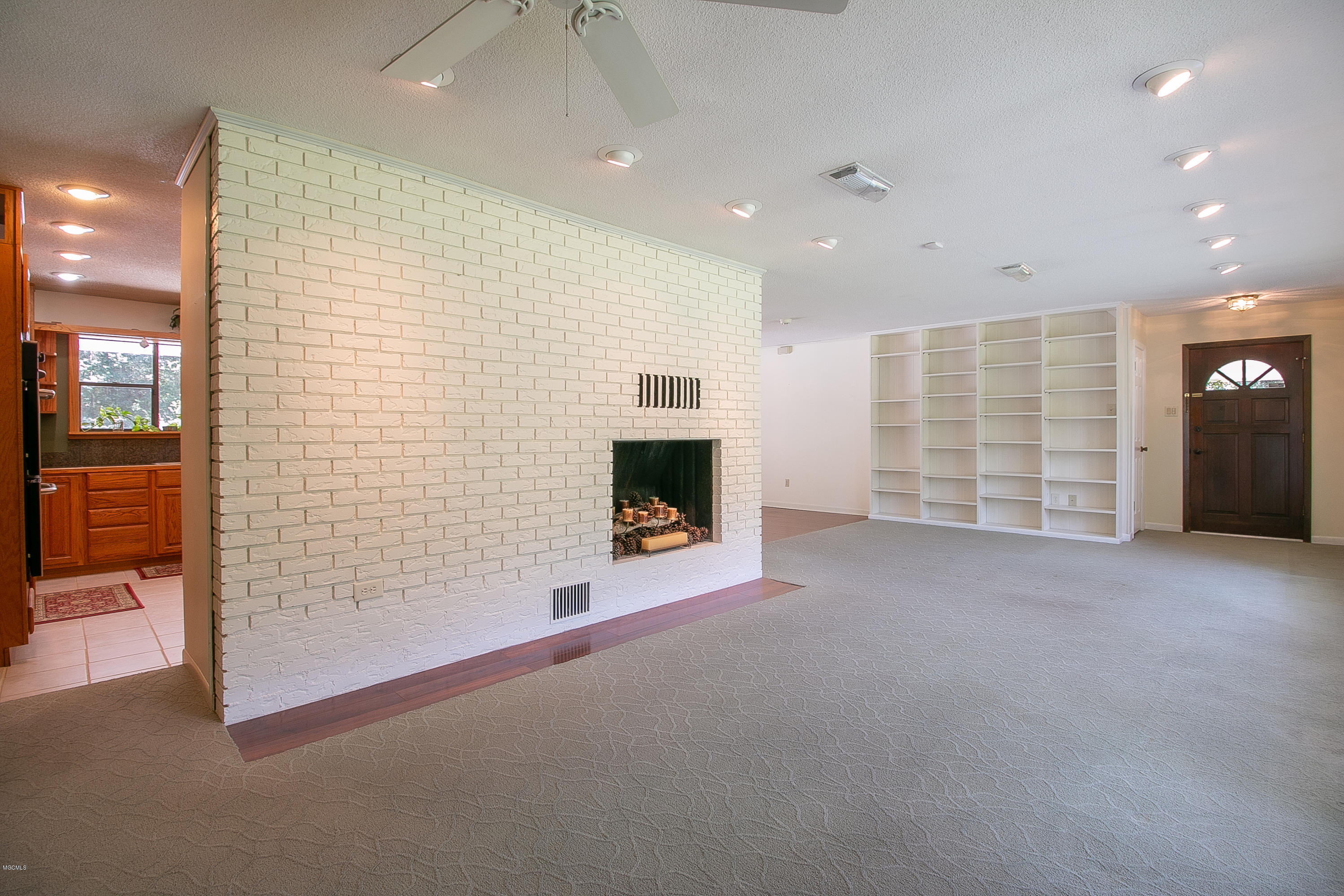 6340 Beatline Road Long Beach, MS 39560 - Photo 8 of 39 Living