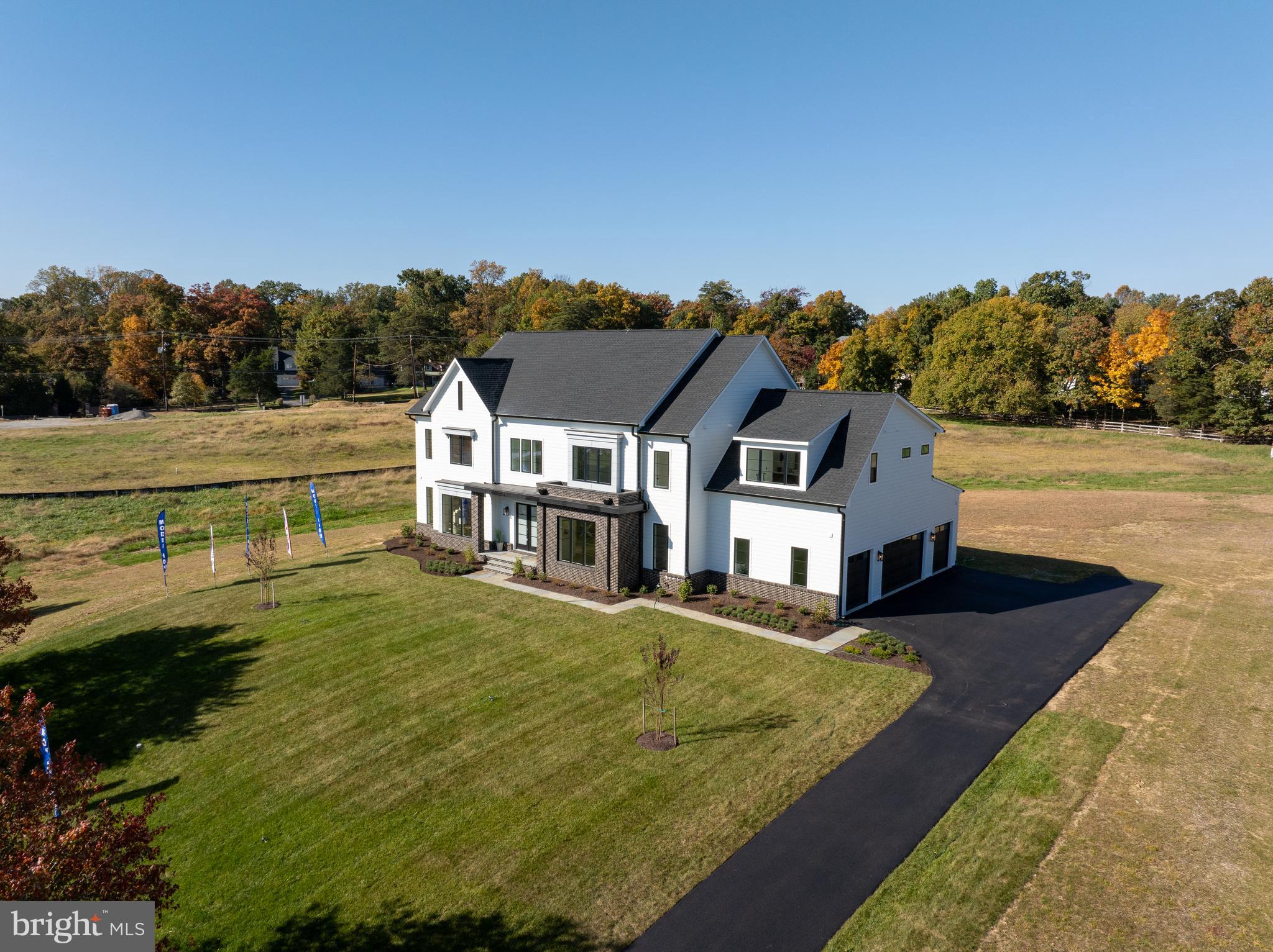 12708 High Meadow Road Gaithersburg, MD 20878 - Photo 5 of 23 Gallery Image 5