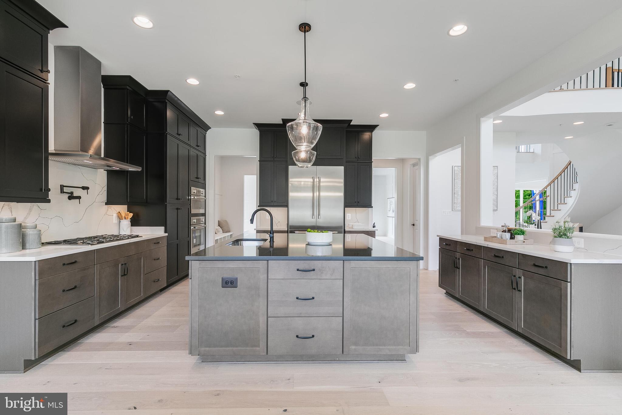 12708 High Meadow Road Gaithersburg, MD 20878 - Photo 7 of 23 Gallery Image 7