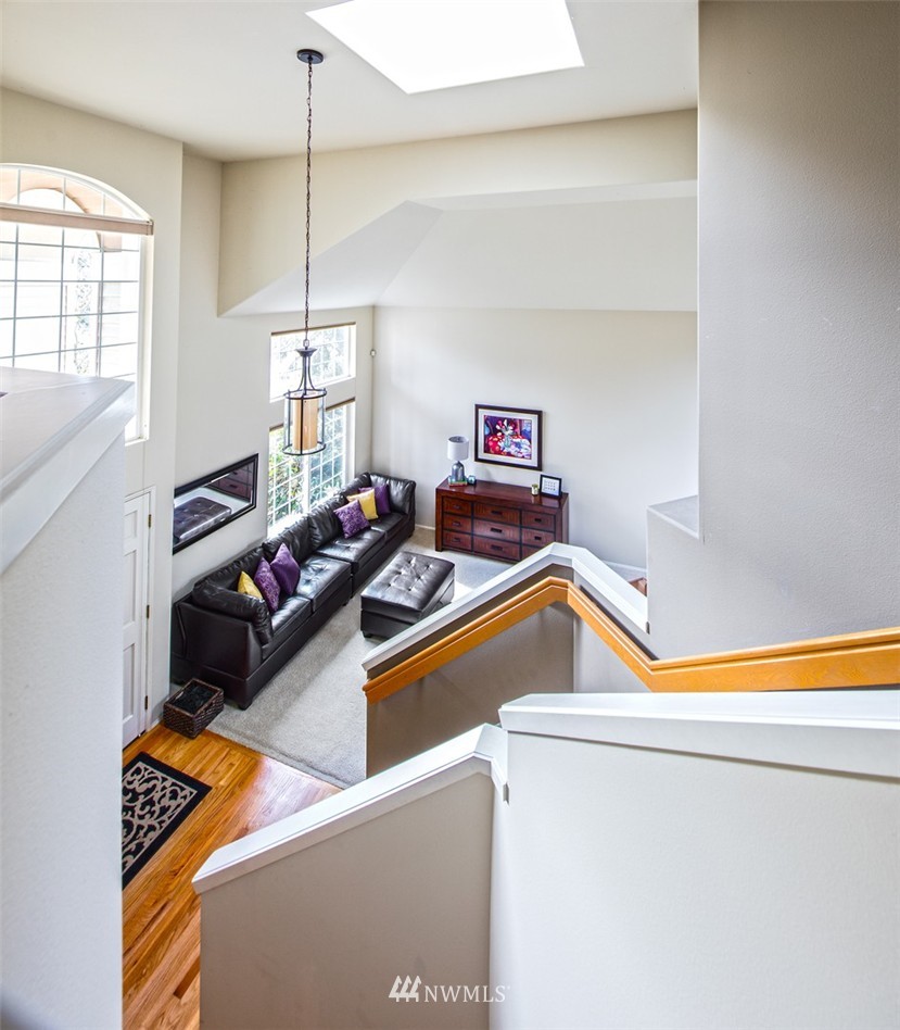 1903 Field Avenue Northeast Renton, WA 98059 - Photo 11 of 21