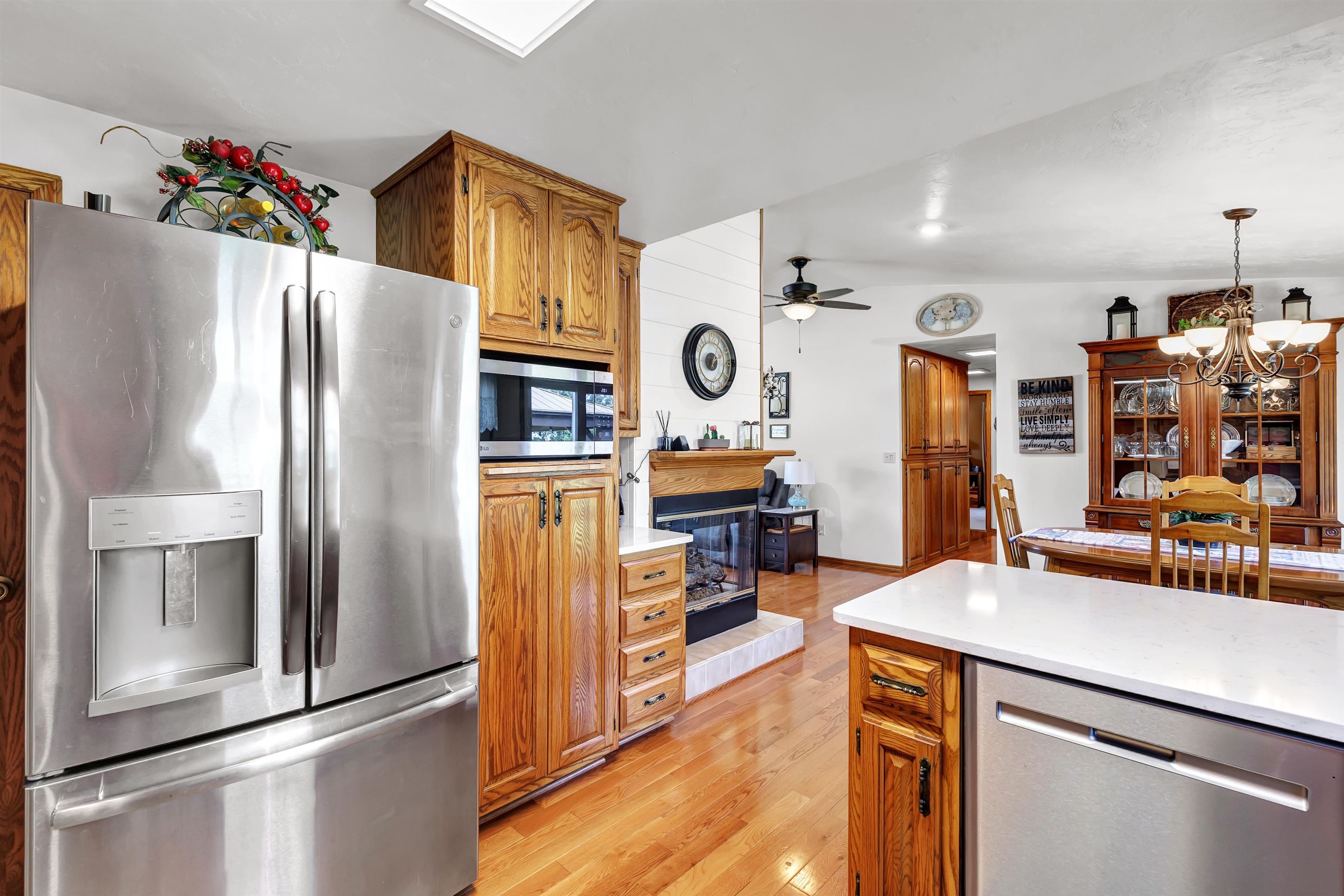 3659 VanLaanen Road Green Bay, WI 54311 - Photo 17 of 50