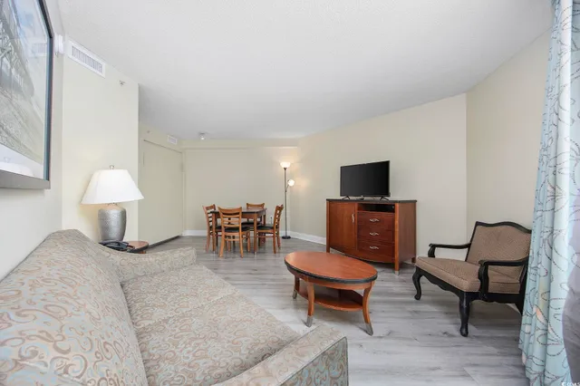 $265,000 | 201 South Ocean Boulevard, Unit 1005, Myrtle Beach, SC 29577