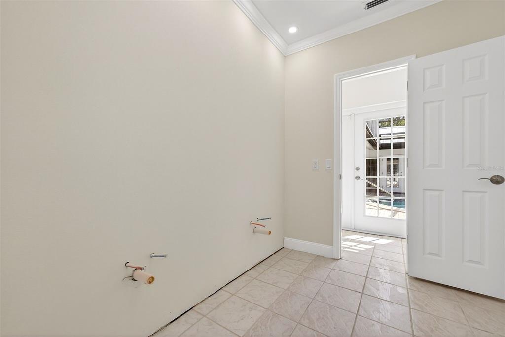 7108 Midnight Pass Road Sarasota, FL 34242 - Photo 24 of 83