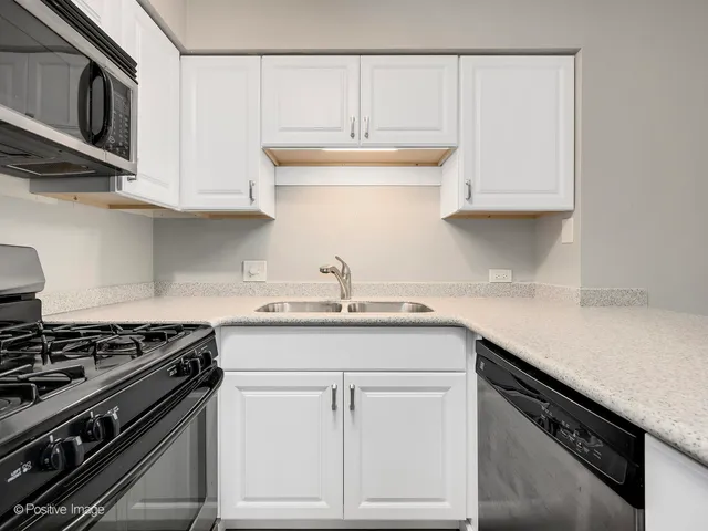 $255,000 | 27W145 Cooley Avenue, Winfield, IL 60190