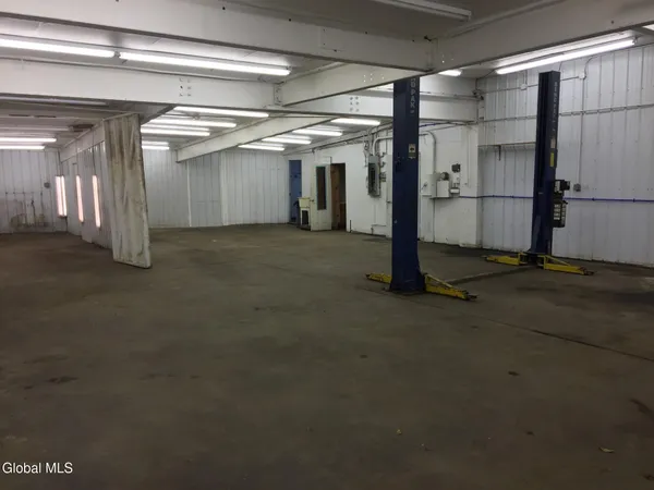 $350,000 | 814 Broadway, Schenectady, NY 12305