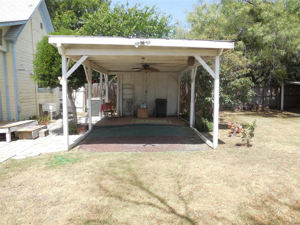316 Mesquite Street Ranger, TX 76470 - Photo 16 of 21 a view of white house