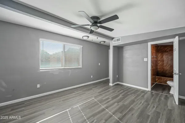 $2,830 | 2601 North 51st Street, Phoenix, AZ 85008