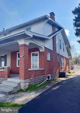 $1,650 | 616 North Front Street, Wormleysburg, PA 17043