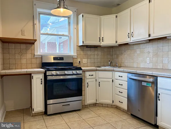 $1,650 | 616 North Front Street, Wormleysburg, PA 17043