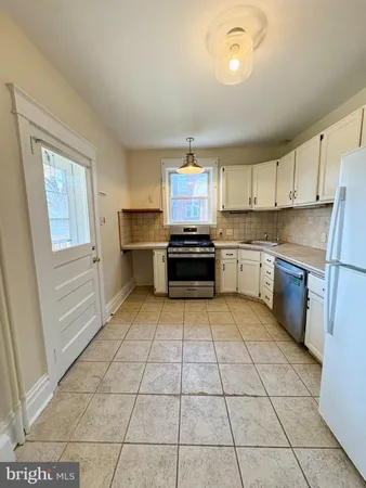 $1,650 | 616 North Front Street, Wormleysburg, PA 17043