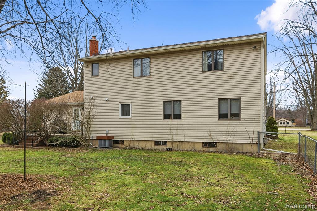21650 Telegraph Road Flat Rock, MI 48134 - Photo 47 of 70