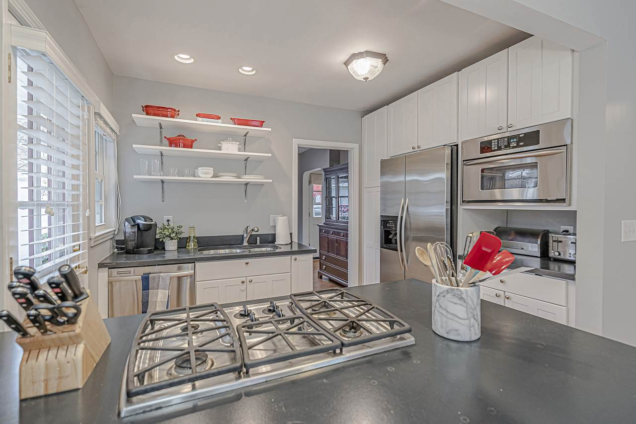 107 Hudson Street Raleigh, NC 27608 - Photo 3 of 28 Photo 3