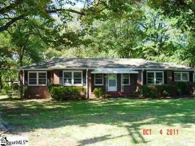 312 South Watson Road Taylors, SC 29687 - Photo 1 of 12 Gallery Image 1