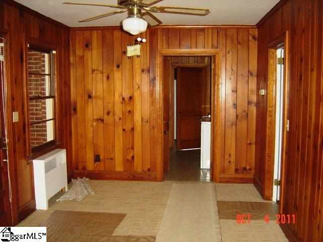 312 South Watson Road Taylors, SC 29687 - Photo 6 of 12 Gallery Image 6