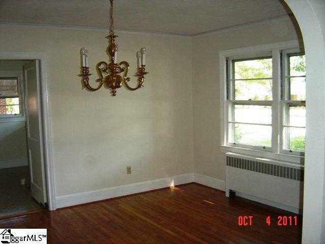 312 South Watson Road Taylors, SC 29687 - Photo 7 of 12 Gallery Image 7