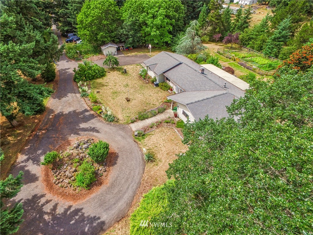 11804 Vail Road Southeast Yelm, WA 98597 - Photo 3 of 25 Gallery Image 3