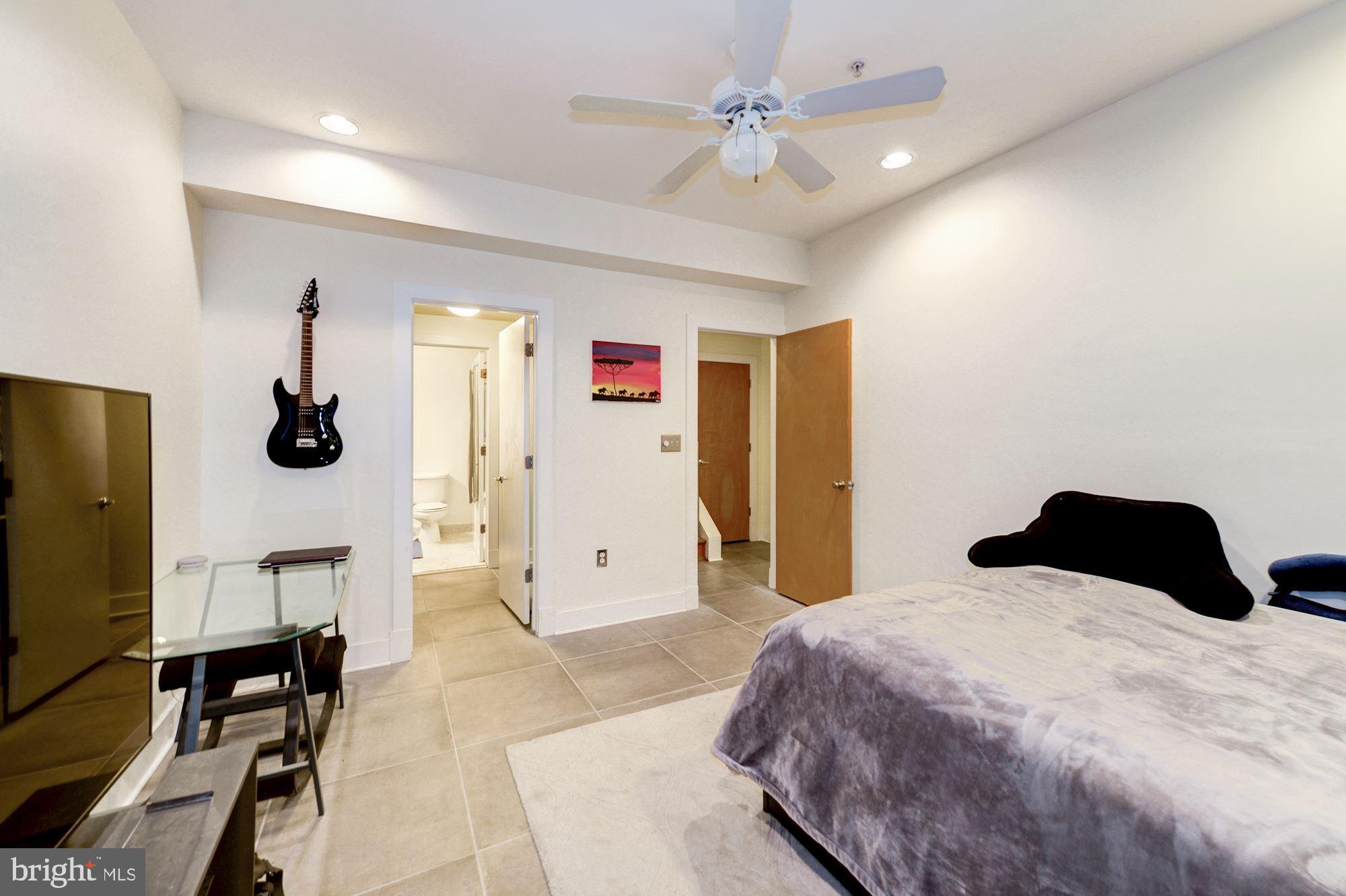 2363 Champlain Street Northwest, Unit 8 Washington, DC 20009 - Photo 21 of 30