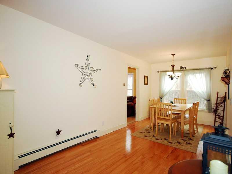 24 Beach Road Windham, ME 04062 - Photo 9 of 35 Dining Room.