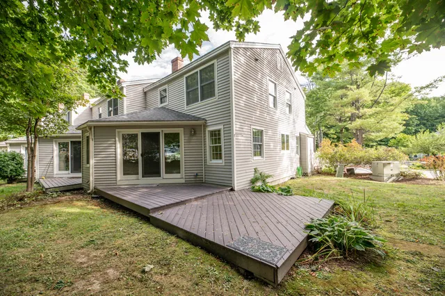 $375,250 | 31 Oakwood Drive, Unit 31, Hallowell, ME 04347