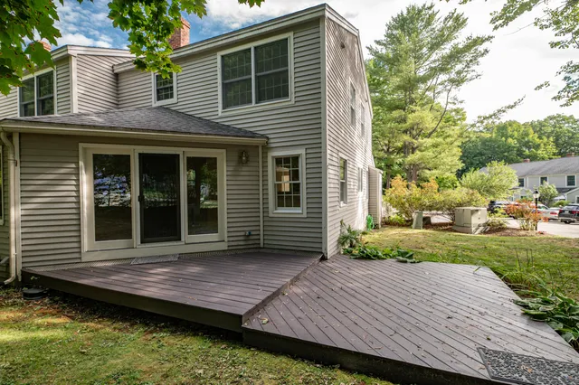 $375,250 | 31 Oakwood Drive, Unit 31, Hallowell, ME 04347