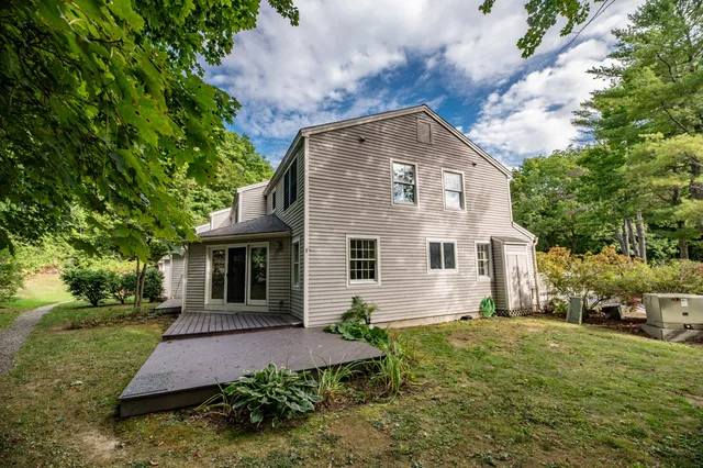 $375,250 | 31 Oakwood Drive, Unit 31, Hallowell, ME 04347