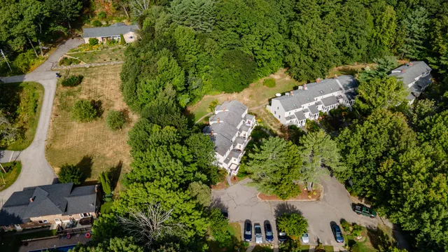 $375,250 | 31 Oakwood Drive, Unit 31, Hallowell, ME 04347