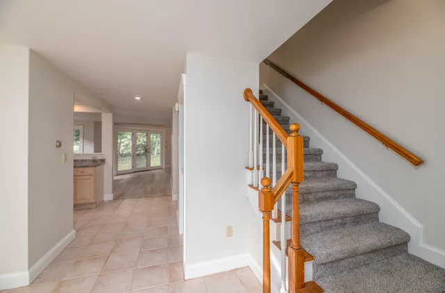 $375,250 | 31 Oakwood Drive, Unit 31, Hallowell, ME 04347