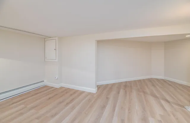 $375,250 | 31 Oakwood Drive, Unit 31, Hallowell, ME 04347