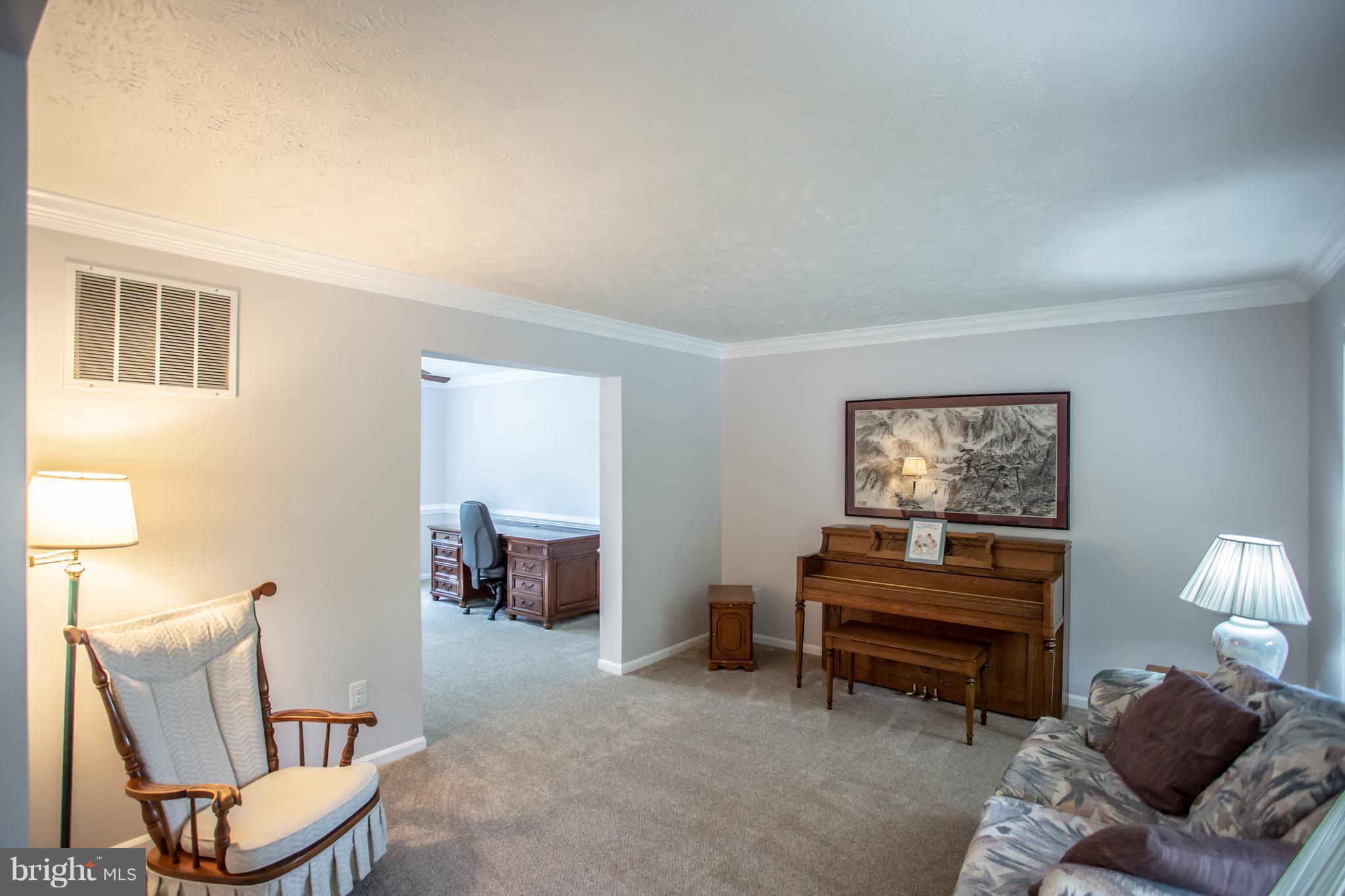 12576 Rock Ridge Road Herndon, VA 20170 - Photo 4 of 30 Living Room