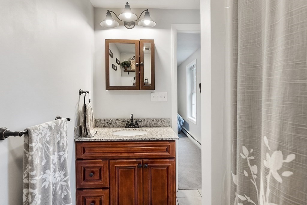 9 Flint Road Charlton, MA 01507 - Photo 15 of 33 Gallery Image 15