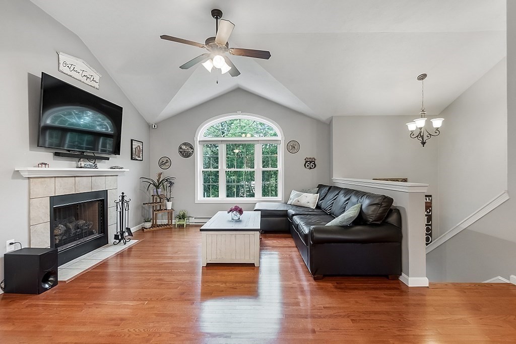 9 Flint Road Charlton, MA 01507 - Photo 9 of 33 Gallery Image 9