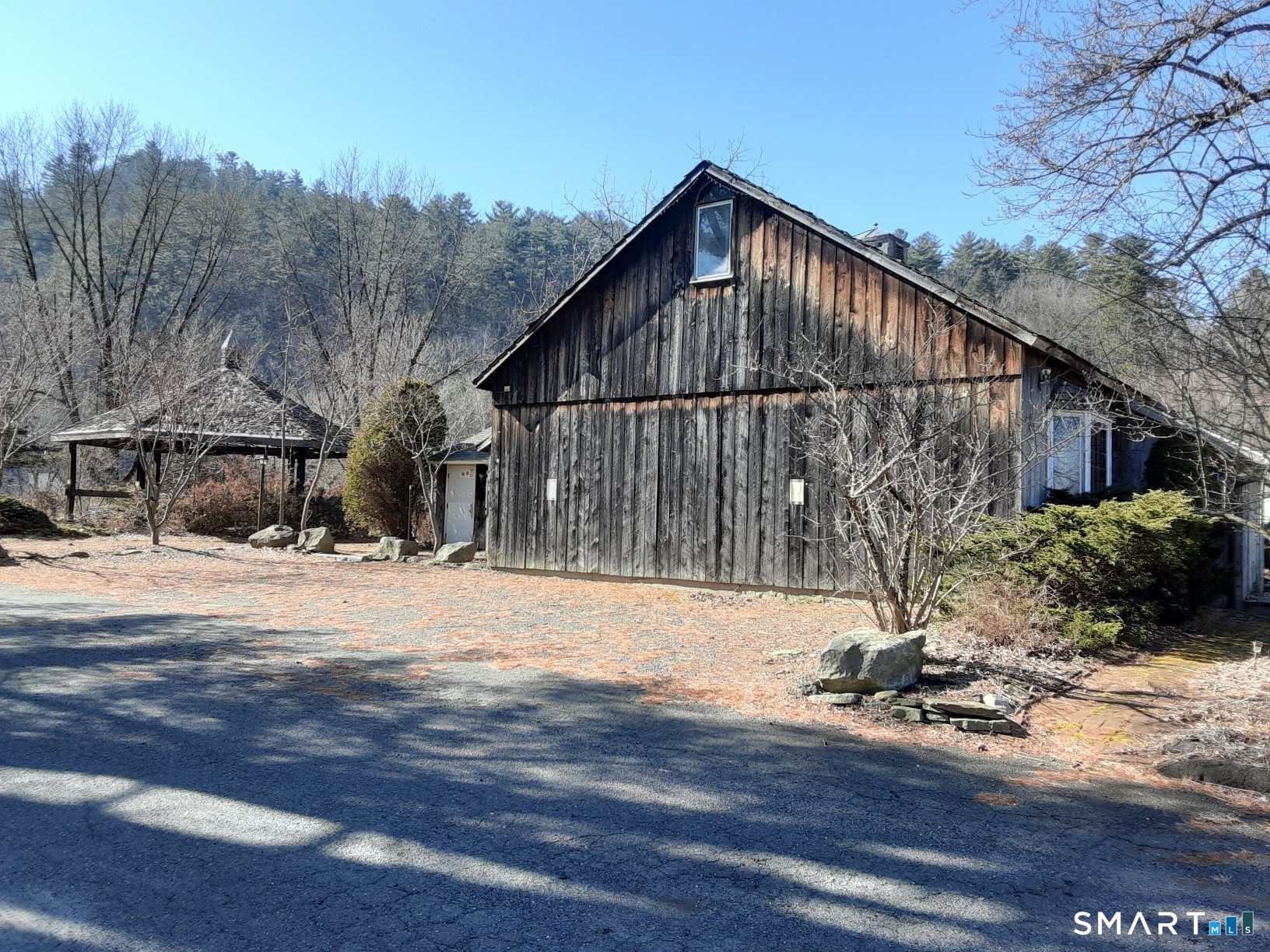 329 Kent Road New Milford, CT 06776 - Photo 12 of 32