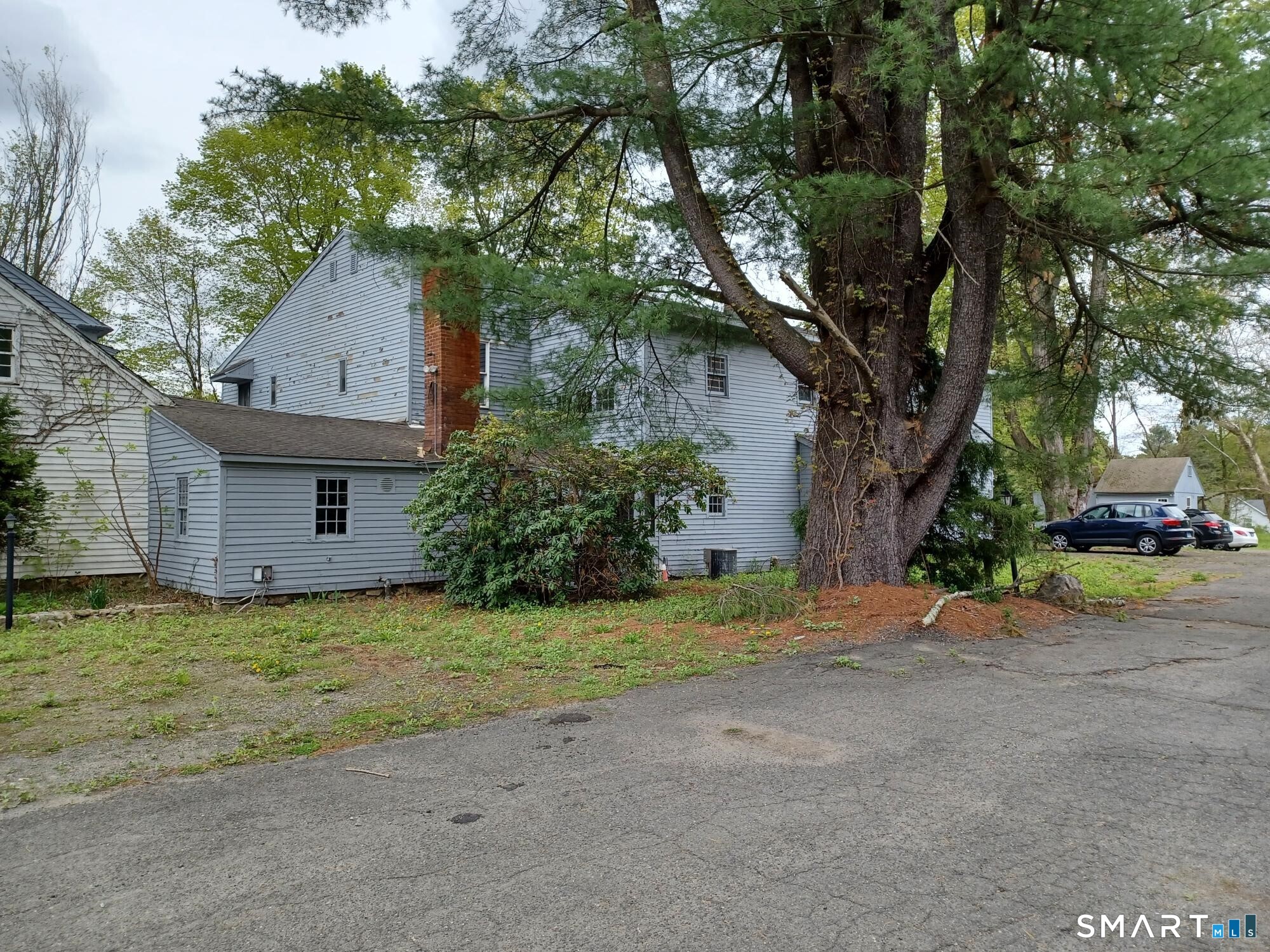 329 Kent Road New Milford, CT 06776 - Photo 2 of 32